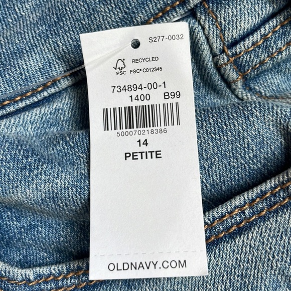 Old Navy high-rise super skinny mid wash jeans, never worn wow - Picture 7 of 7